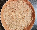 A picture of step 6 of Mango flower tart.