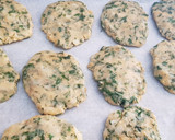 Foto del paso 4 de la receta: Tortitas de acelgas y patatas