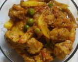 A picture of step 4 of Soya chunks_Potato Dry Vegetable.