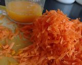 Foto del paso 2 de la receta: Muffins naranja zanahoria