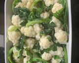 A picture of step 1 of Vegan cauliflower cheeze.
