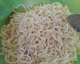 Foto langkah ke 1 dari resep Martabak Mie.