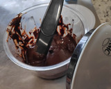 Foto del paso 2 de la receta: Fresas con chocolate y nata