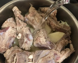 👩🏻‍🍳高麗菜水梨排骨湯的食譜步驟4照片