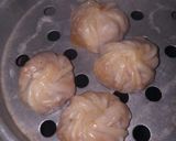 A picture of step 4 of Red pasta momos.