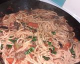Foto del paso 5 de la receta: Fideos con verduras al wok
