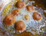 A picture of step 3 of Raw Banana Bomb.