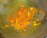 हल्दी की सब्जी (haldi ki sabzi recipe in Hindi) रेसिपी चरण 2 फोटो