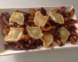 Foto del paso 3 de la receta: Níscalos con cebolla caramelizada y queso de cabra