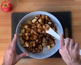Foto del passaggio 2 della ricetta Torta Fit di Mele con Crumble di Cocco e Noci