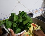 Foto langkah ke 4 dari resep Mi goreng ayam.
