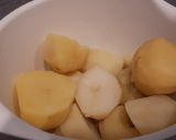 Pierogi ruskie, te zwykłe i te niezwykłe 😋 krok przepisu 2 zdjęcie