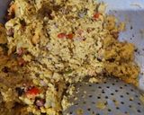 A picture of step 3 of SoyaChunks fry.