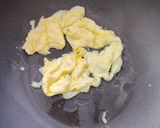 Foto langkah ke 1 dari resep Nasi Goreng Sosis.