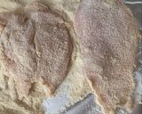 Foto del paso 2 de la receta: Milanesas de pollo