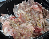 Foto del paso 4 de la receta: Contramuslos de pollo en airfryer con ensalada