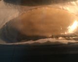 Foto del paso 9 de la receta Empanada de espinacas, piñones y pasas
