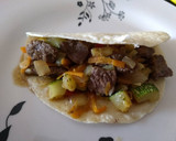 Foto del paso 8 de la receta: Salteado de carne y verduras para comer con fajitas