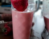 Foto del paso 5 de la receta: Licuado de frutillas