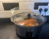 A picture of step 4 of Slow cooker minted lamb shanks.