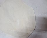 A picture of step 6 of Khasta karara paratha.
