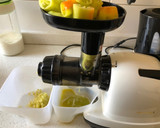 Foto del paso 2 de la receta: Jugo puro de ají verde