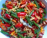 Foto langkah ke 6 dari resep Tumis kulit Melinjo Masak Teri.
