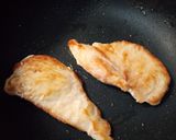 Foto del paso 2 de la receta: Pechuga a la crema