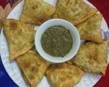 A picture of step 2 of Aloo samosa.