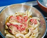 Hình bước làm 2 của món Gyudon Cơm bò kiểu Nhật