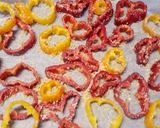 A picture of step 1 of Roasted romano peppers, gratin breadcrumbs & feta open omelette.