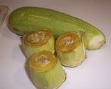 Foto del paso 1 de la receta: Tortilla de calabacín y alcachofas