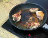 Foto del paso 2 de la receta: Pollo en pepitoria