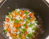 Foto del paso 2 de la receta Muslos de pollo en salsa y patatas en freidora de aire