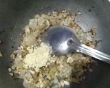A picture of step 2 of Punjabi Paneer burji.