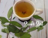 A picture of step 4 of Fresh Sage Tea.