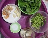 Foto langkah ke 1 dari resep Tumis Bayam Ebi.