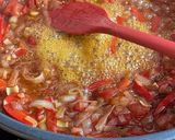 Foto del paso 2 de la receta: Arroz a la llauna