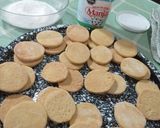 Foto del paso 6 de la receta: Alfajorcitos de Manjar con Masa de Torta de Ricotta y Durazno