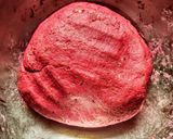 बीटरूट पूरी और बीटरूट रायता (Beetroot Puri aur Beetroot Raita recipe in Hindi) रेसिपी चरण 4 फोटो