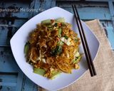 Foto langkah ke 6 dari resep Mie Goreng Kari.