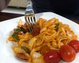 Foto langkah ke 5 dari resep Fettucini Napolitan Praktis.