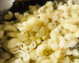 A picture of step 6 of Macaroni.