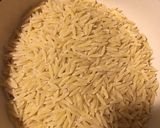 A picture of step 3 of Orzo parmigiana (κριθαράκι με μυζήθρα).