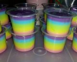 Foto langkah ke 4 dari resep Puding rainbow susu.