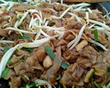 Gambar langkah 7 resipi Kueh Teow Goreng Tanpa Cili Kisar.