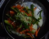 Foto del paso 1 de la receta: Empanaditas de verduras y queso