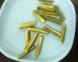 A picture of step 2 of Drumstick sabzi.