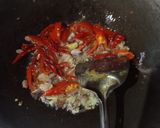 Foto langkah ke 2 dari resep Orek Tempe Udang Rebon.
