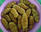 Foto langkah ke 3 dari resep Molen pisang kriuk.
